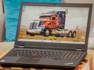 Lenovo ThinkPad P15/ Core I7 10850H/ 32Gb Ram/ Nvidia RTX 3000/ 1Tb SSD/ 15.6" FHD IPS!! foto 3