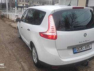 Renault Grand Scenic foto 5