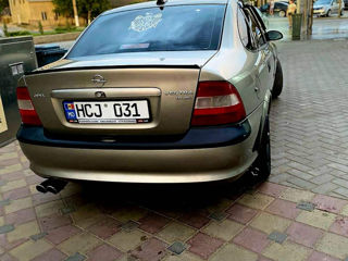 Opel Vectra foto 2