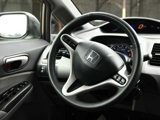 Honda Civic Hibrid foto 6