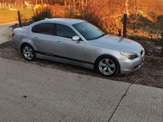 BMW 5 Series foto 3