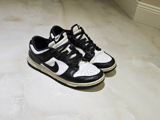 Nike Panda Dunks