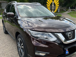 Nissan X-Trail foto 2