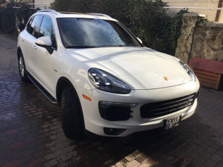 Porsche Cayenne foto 2