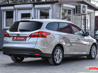 Ford Focus foto 2