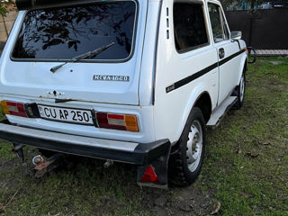 Lada / ВАЗ Niva foto 2