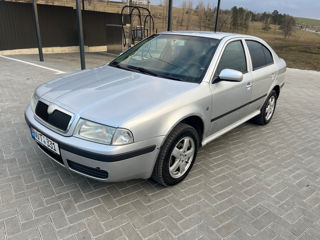 Skoda Octavia foto 2