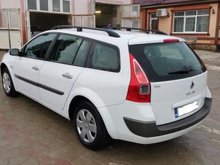 Renault Megane foto 2