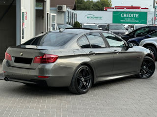 BMW 5 Series foto 5