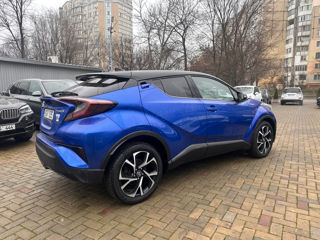 Toyota C-HR foto 3