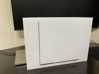 MacBook AIR 13.6 M3 8ГБ SSD 256