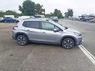 Peugeot 2008 foto 14