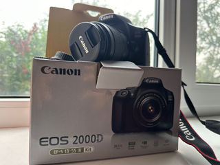 Canon eos 2000D