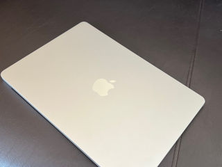 MacBook Air 13.6" Apple M2 (8C CPU/8C GPU), 8 GB, 256 GB, Starlight foto 4