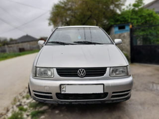 Volkswagen Polo foto 2