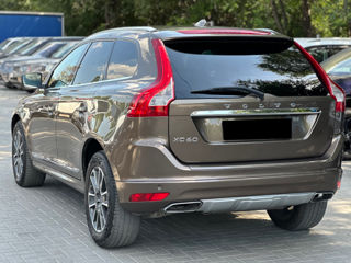 Volvo XC60 foto 3