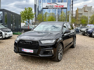 Audi Q7 e-tron
