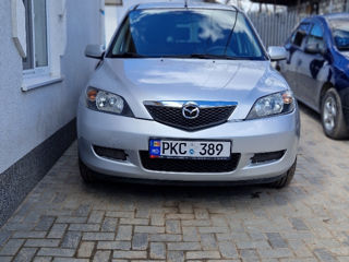 Mazda 2 foto 1