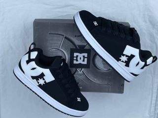 DC shoes