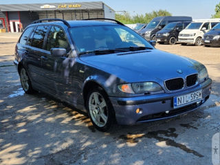 BMW 3 Series Touring foto 1