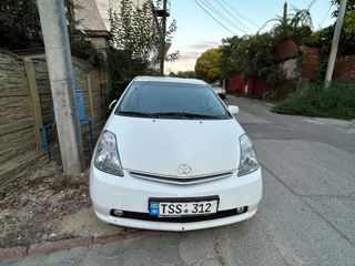 Toyota Prius foto 1