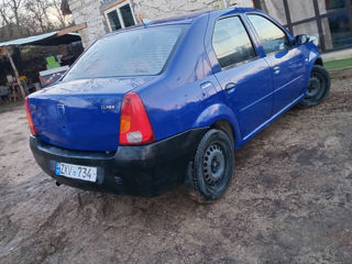 Dacia Logan foto 4