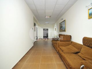 Spațiu comercial cu 3 nivele,360 mp, Botanica, 250000  €! foto 4