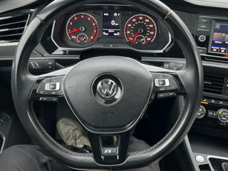 Volkswagen Jetta foto 5