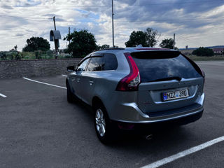 Volvo XC60 foto 8