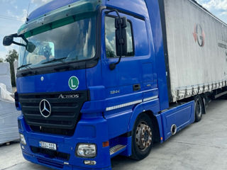 Mercedes Actros 1844LS foto 2