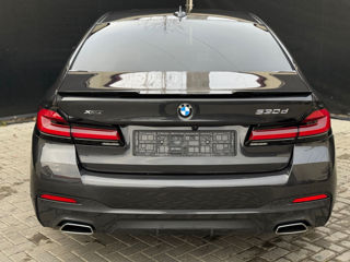 BMW 5 Series foto 5