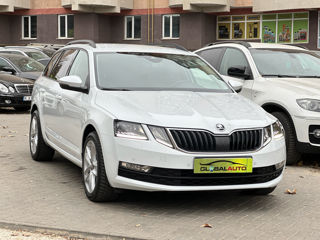 Skoda Octavia foto 3