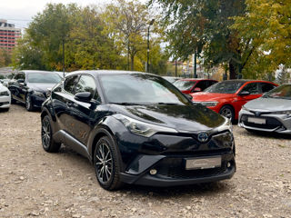 Toyota C-HR foto 2