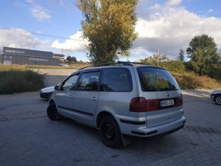 Volkswagen Sharan foto 5