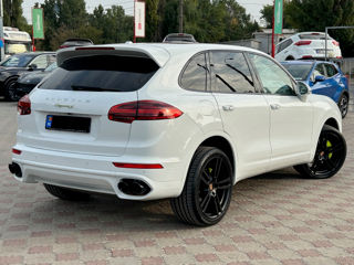 Porsche Cayenne foto 3