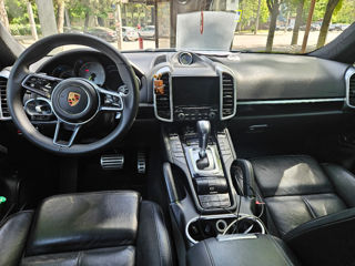 Porsche Cayenne foto 2