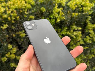 iPhone 11 128Gb foto 2