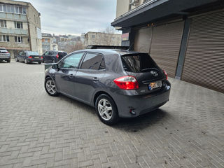 Toyota Auris foto 6