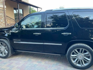 Cadillac Escalade foto 4