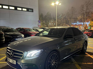 Mercedes E-Class foto 16