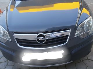 Opel Antara foto 1