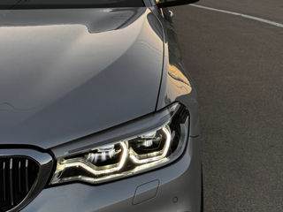 BMW 5 Series foto 10