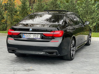 BMW 7 Series foto 4