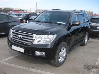 Toyota Land Cruiser foto 1