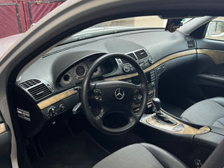 Mercedes E-Class foto 9