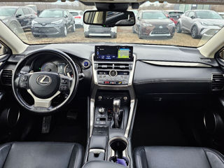 Lexus NX Series foto 6