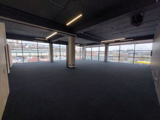 Inchiriere spațiu comercial 305 m2 str. Petricani 15/1,  Chisinau foto 0