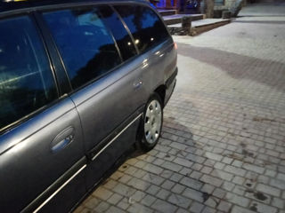 Opel Omega foto 5