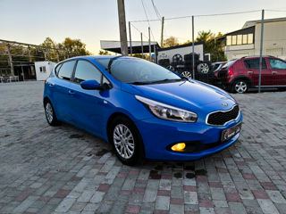 KIA Ceed foto 3