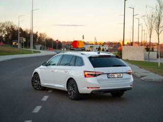 Skoda Superb foto 7